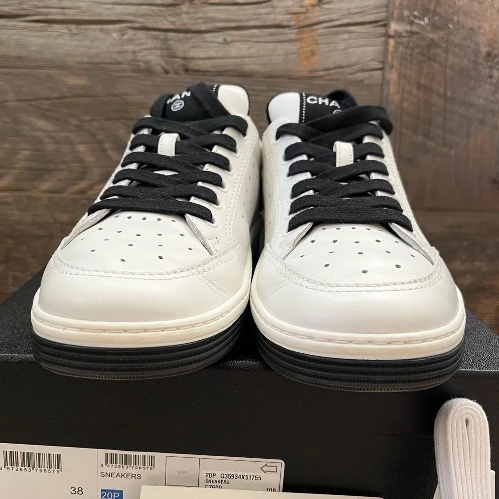 Chanel 20P Sneakers - White / Black - Size 38 (US 8) - Picture 4 of 16